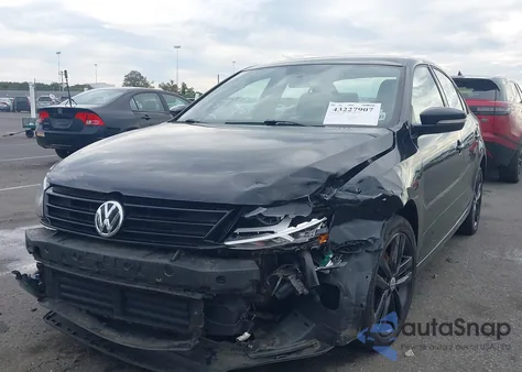 2018 Volkswagen Jetta 1.8T Se Sport z USA, uszkodzony, nr VIN 3VWD17AJ0JM238487